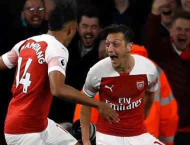 Σάλος στην Αγγλία: Παίκτες της Άρσεναλ ξεσάλωσαν με hippy crack, βότκες, σαμπάνιες και 70 γυναίκες